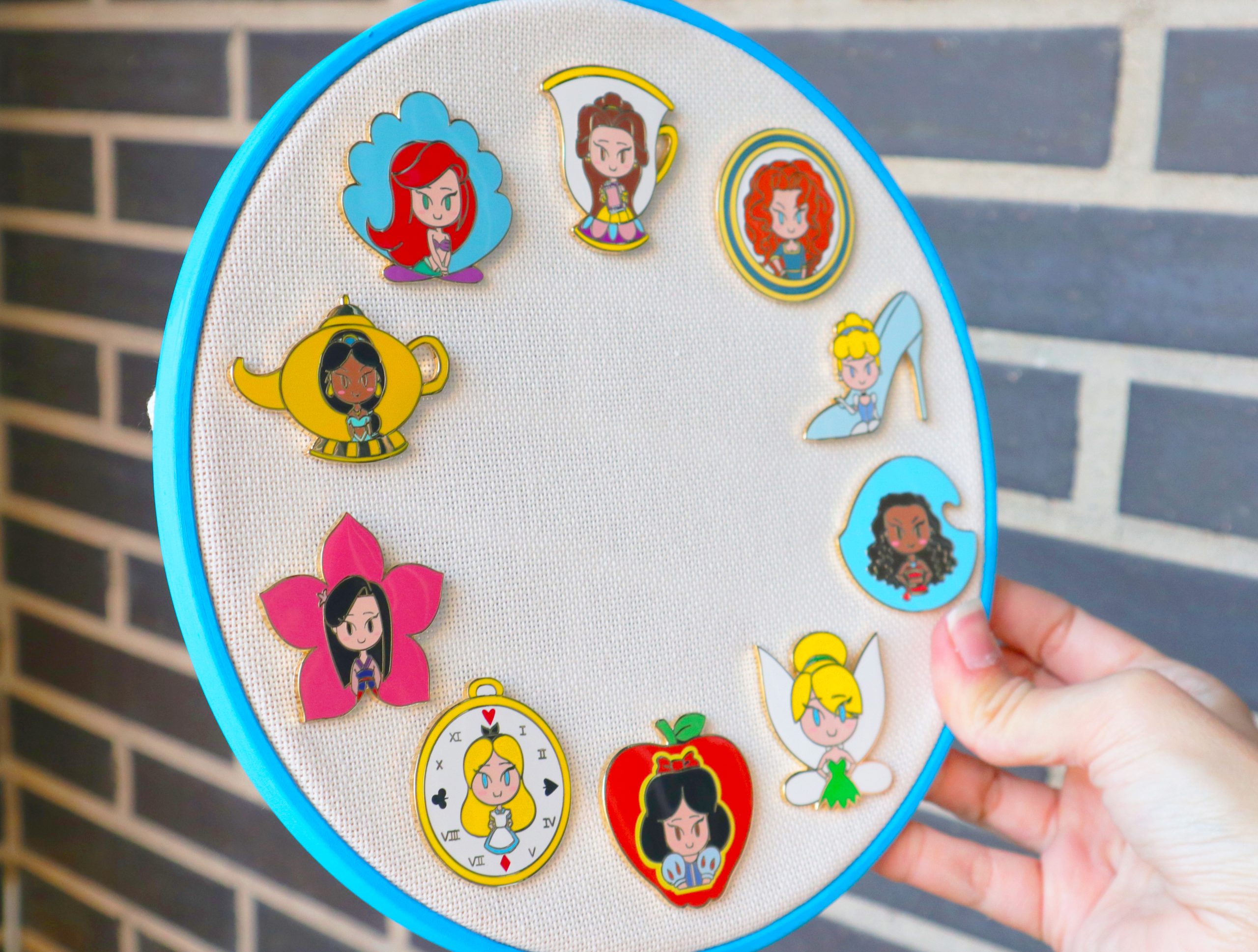 ⭐ Pin Alicia en el País de las Maravillas Disney ⭐ - Imagen 5